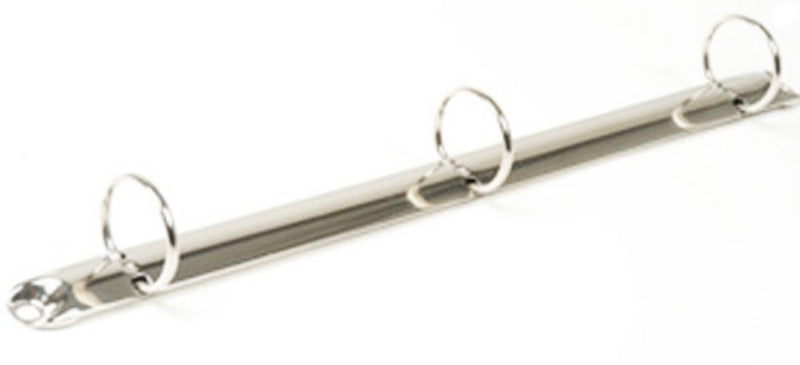 Herraje tamaño carta (280 mm) con tres argollas circulares de 1 pulgada, sin palancas, base de 20 mm (angosta) y acabado níquel, capacidad de 200 hojas. Herraje tamaño carta (280 mm) con tres argollas circulares de 1 pulgada, sin palancas, base de 20 mm (angosta) y acabado níquel, capacidad de 200 hojas.
